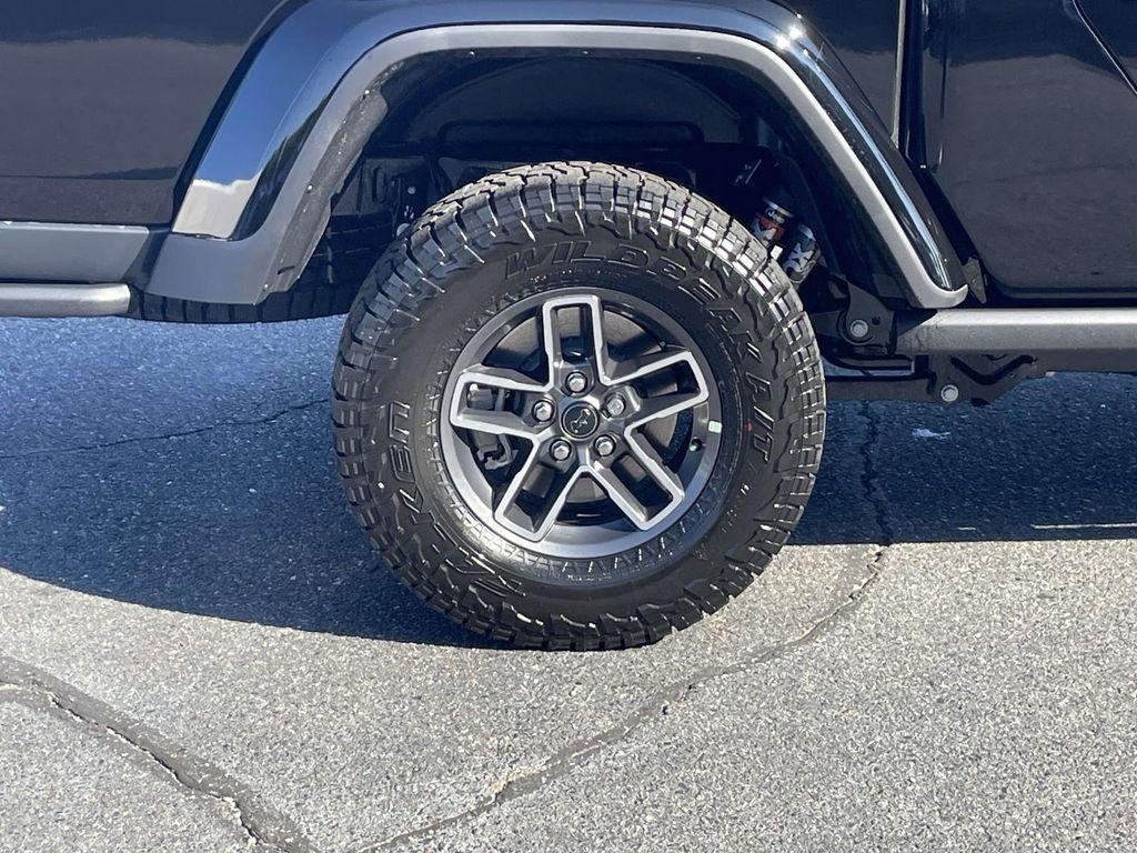 new 2025 Jeep Gladiator car, priced at $54,190