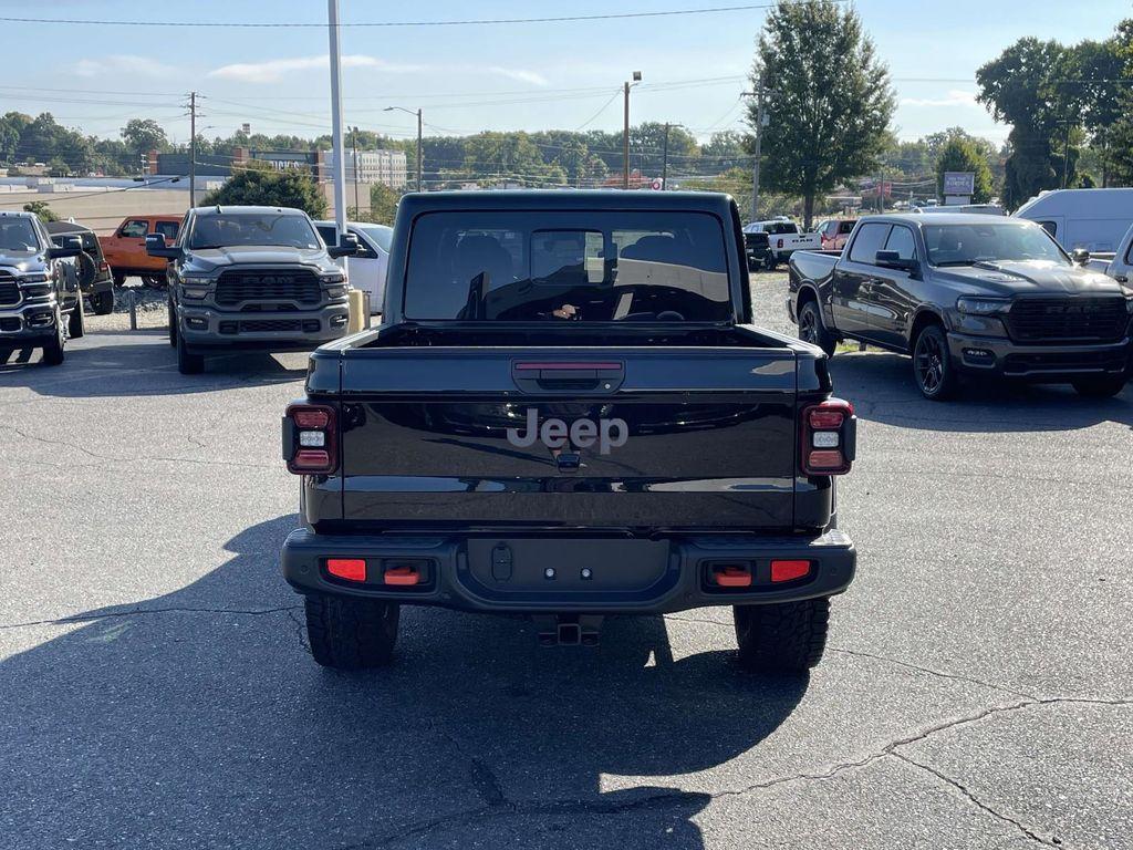 new 2025 Jeep Gladiator car, priced at $54,190