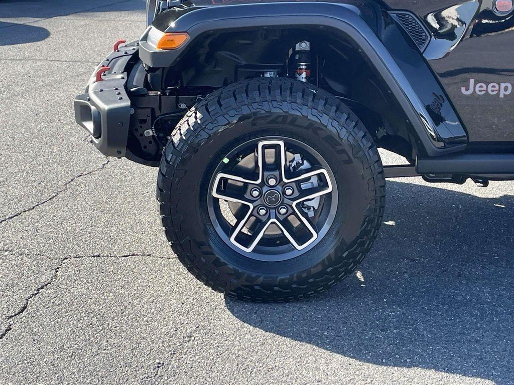 new 2025 Jeep Gladiator car, priced at $54,190