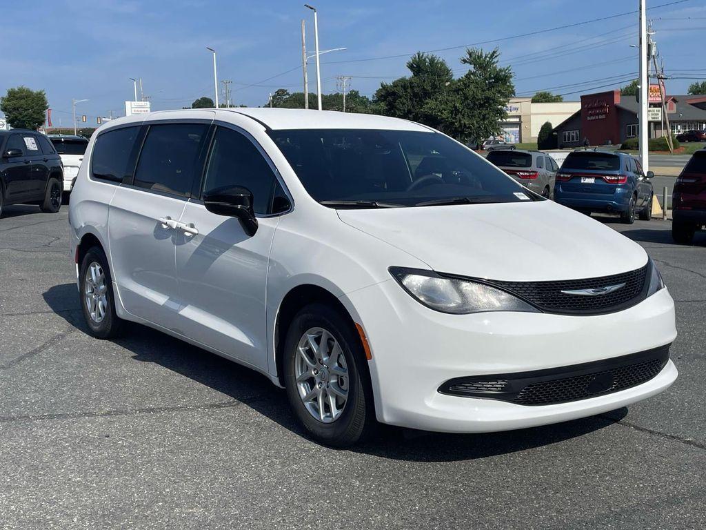 new 2025 Chrysler Voyager car, priced at $40,113