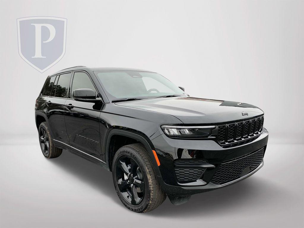 new 2025 Jeep Grand Cherokee car, priced at $39,925