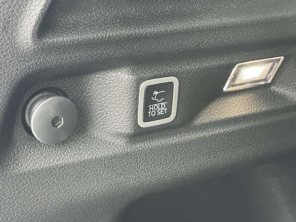 new 2025 Jeep Grand Cherokee L car, priced at $44,995