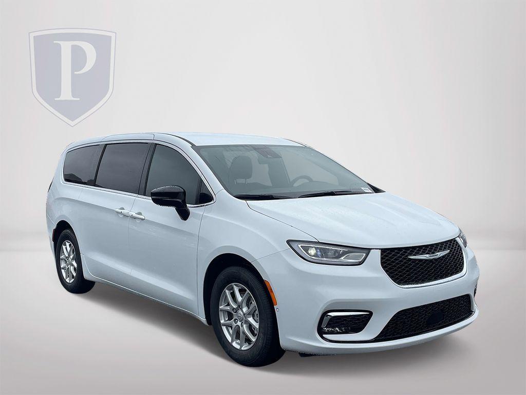 new 2025 Chrysler Pacifica car, priced at $41,995