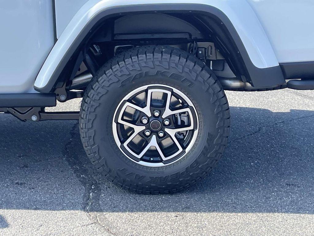 new 2025 Jeep Gladiator car, priced at $51,995