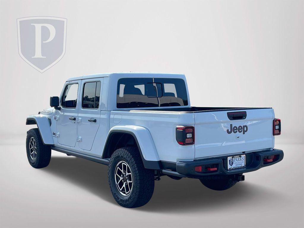 new 2025 Jeep Gladiator car, priced at $51,995