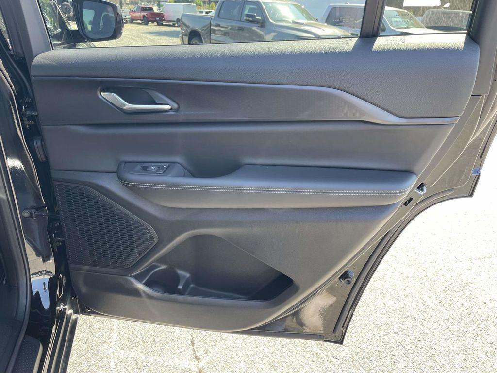 new 2025 Jeep Grand Cherokee L car, priced at $38,980