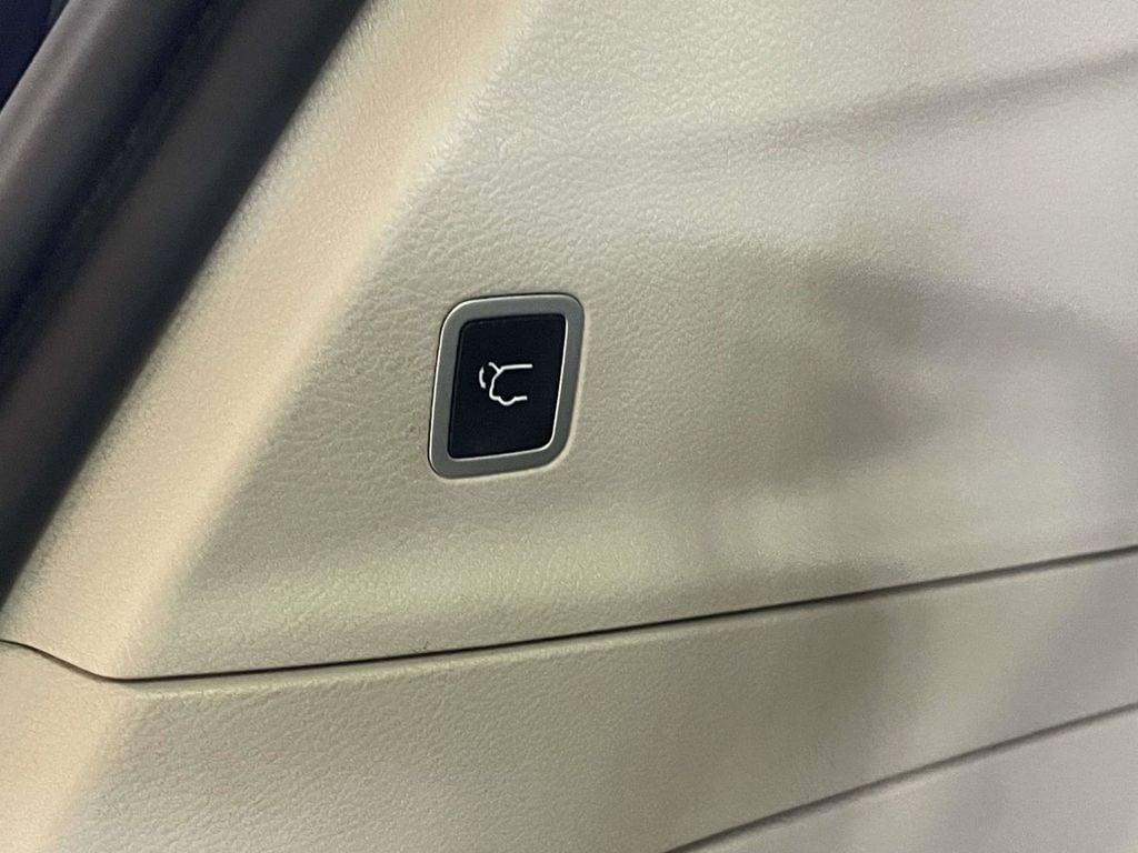 used 2022 Chrysler Pacifica car, priced at $22,293