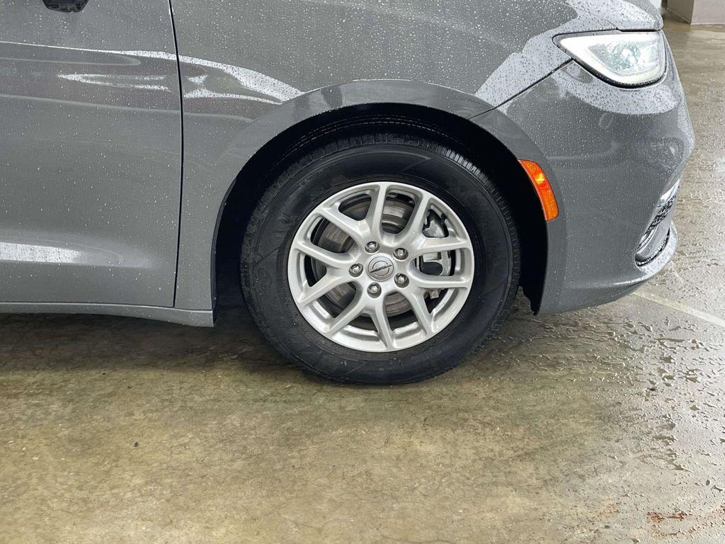 used 2022 Chrysler Pacifica car, priced at $22,293