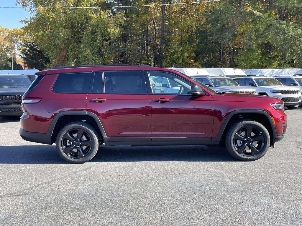 new 2025 Jeep Grand Cherokee L car, priced at $44,370