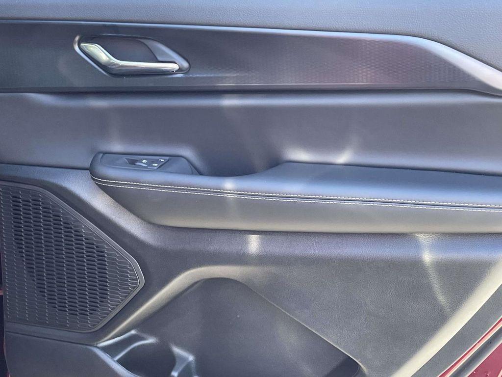 new 2025 Jeep Grand Cherokee L car, priced at $44,370