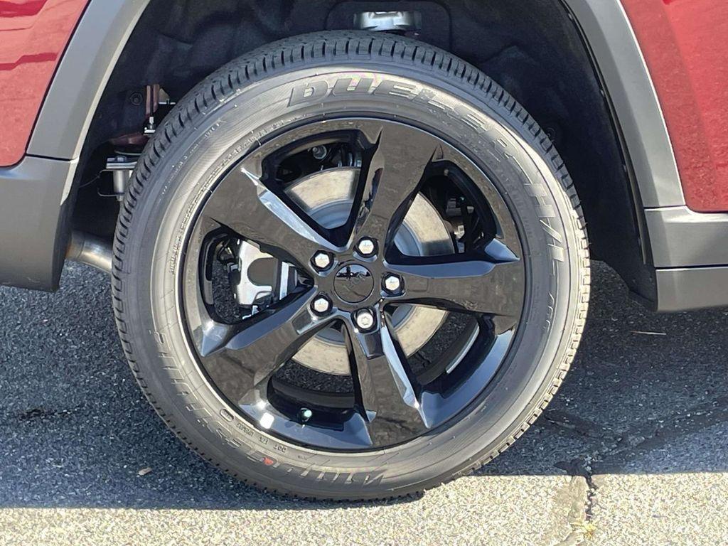 new 2025 Jeep Grand Cherokee L car, priced at $44,370