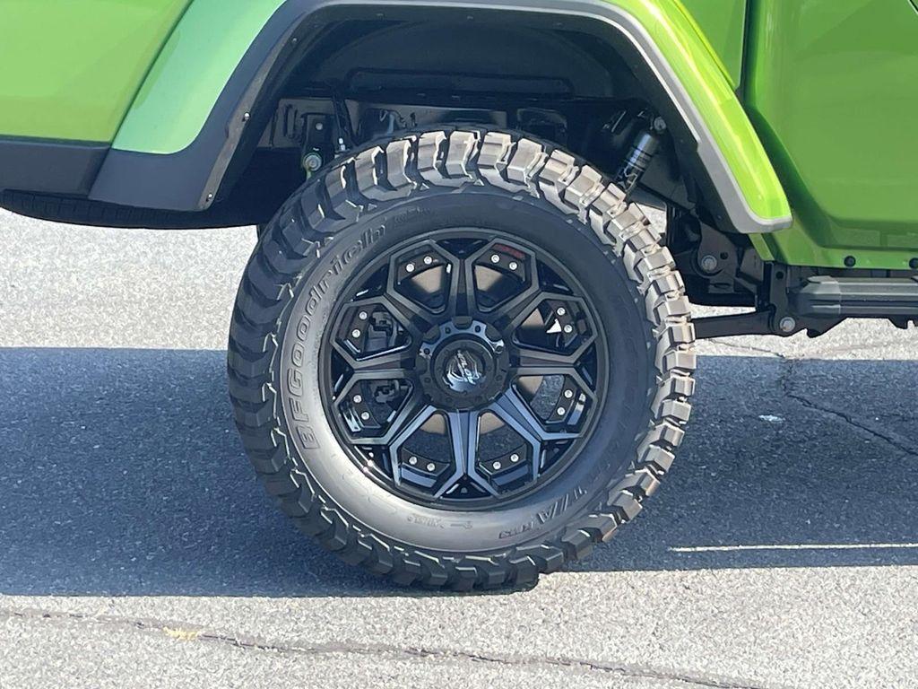 new 2025 Jeep Gladiator car, priced at $71,334