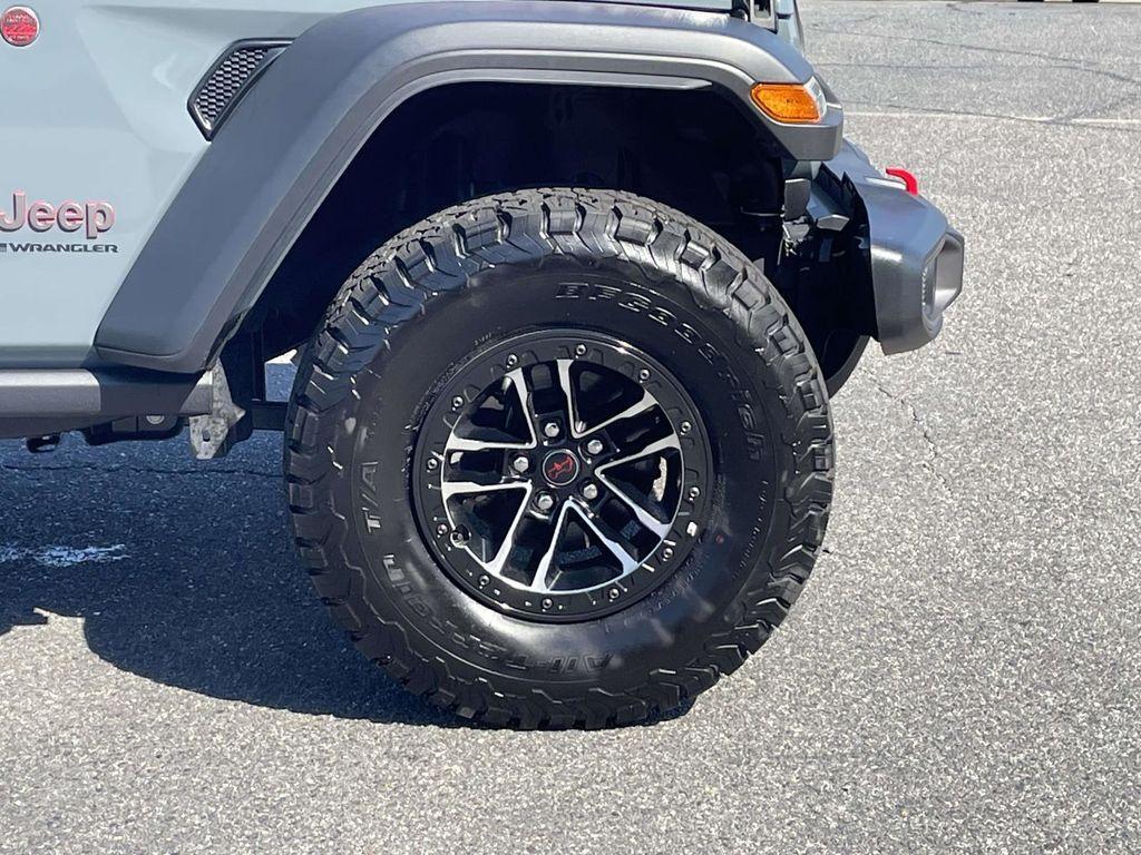 new 2025 Jeep Wrangler car, priced at $63,685