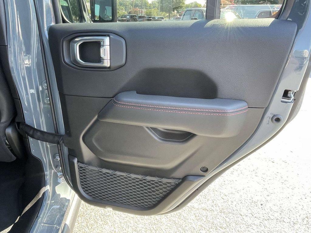 new 2025 Jeep Wrangler car, priced at $63,685