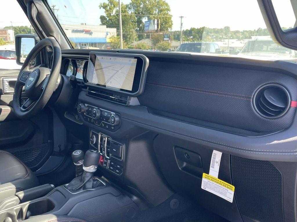 new 2025 Jeep Wrangler car, priced at $63,685