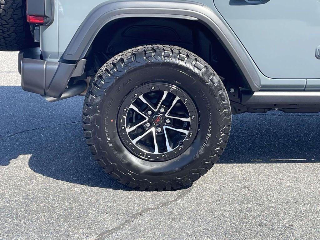 new 2025 Jeep Wrangler car, priced at $63,685
