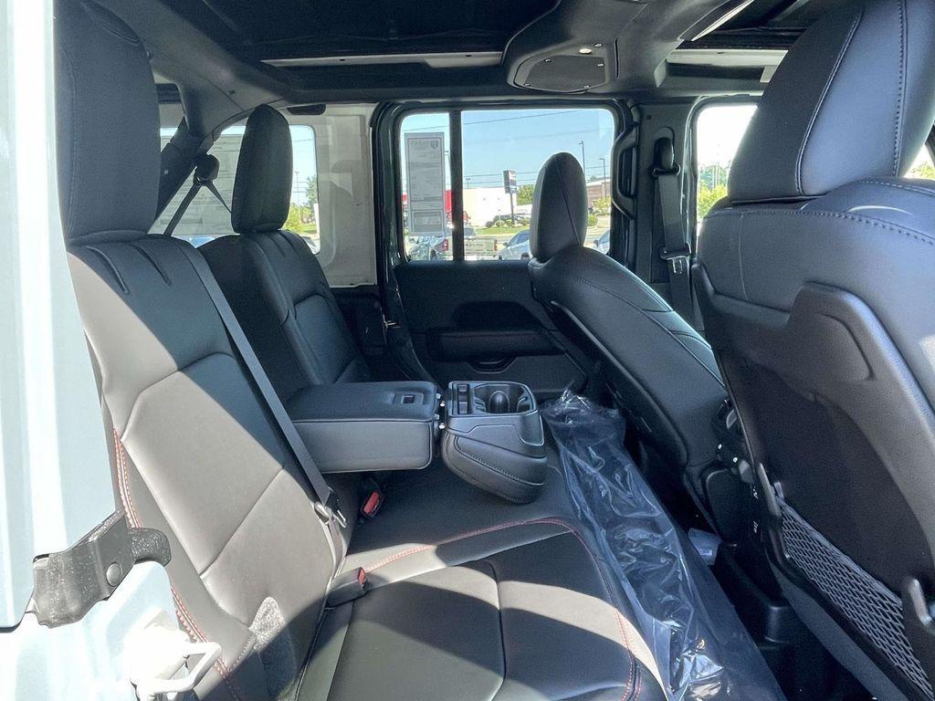 new 2025 Jeep Wrangler car, priced at $63,685