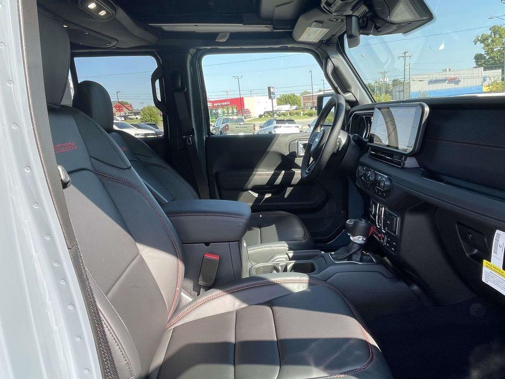 new 2025 Jeep Wrangler car, priced at $63,685