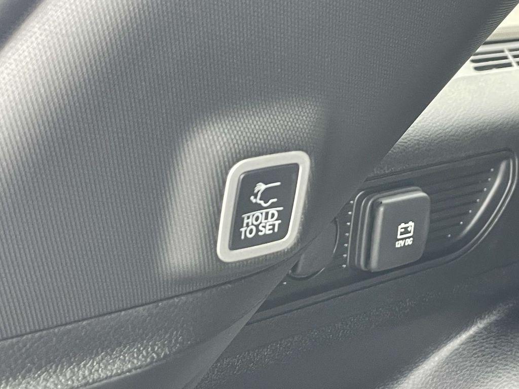 new 2025 Jeep Grand Cherokee car