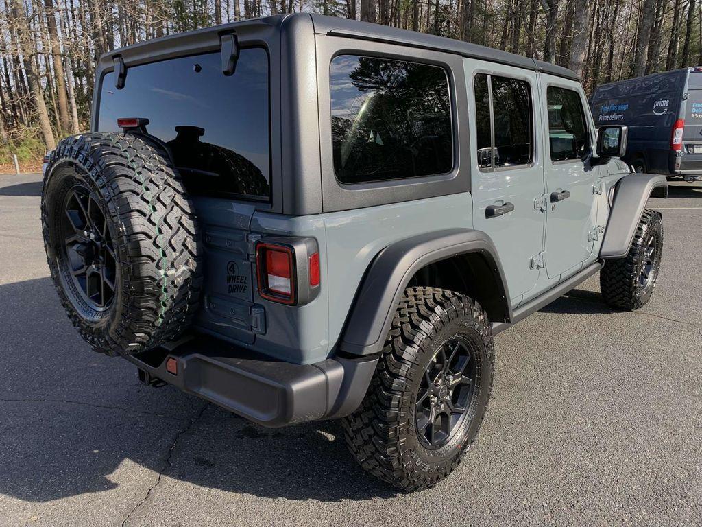 new 2025 Jeep Wrangler car, priced at $48,475