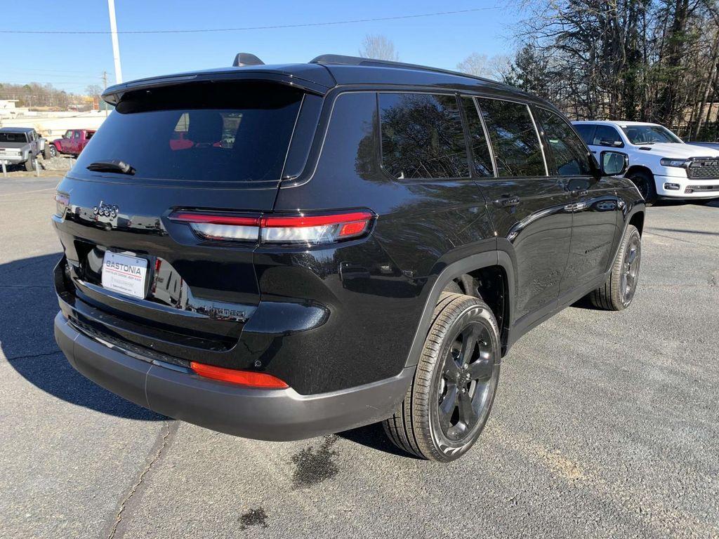 new 2025 Jeep Grand Cherokee L car, priced at $50,135