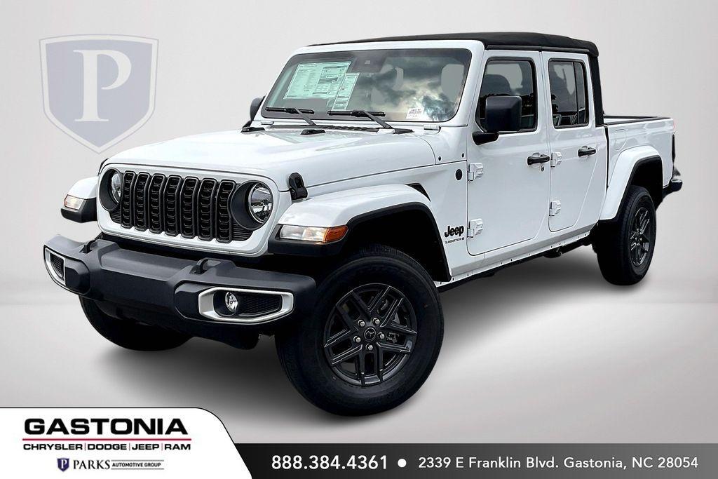 new 2024 Jeep Gladiator car, priced at $39,055