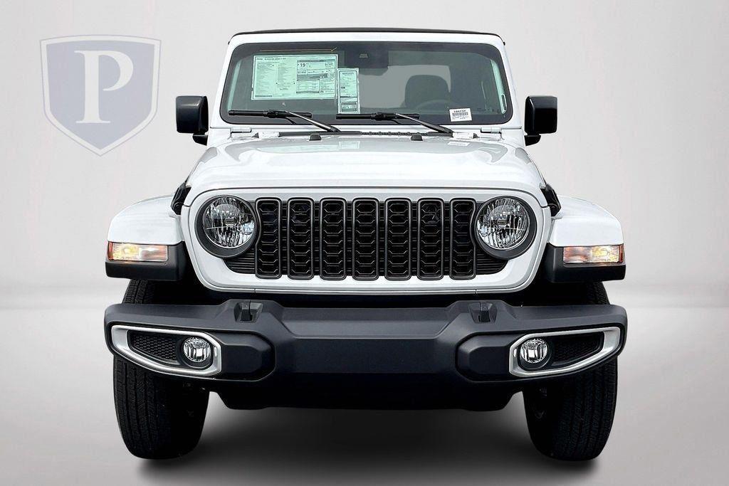 new 2024 Jeep Gladiator car, priced at $38,305