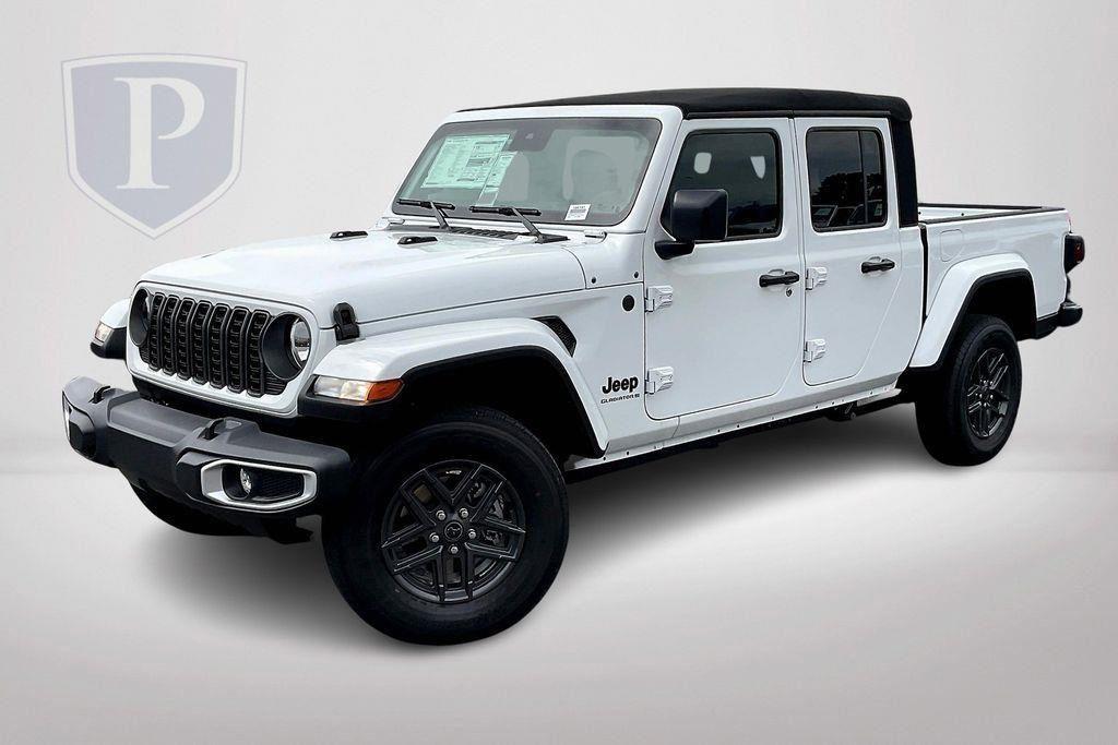 new 2024 Jeep Gladiator car, priced at $38,305