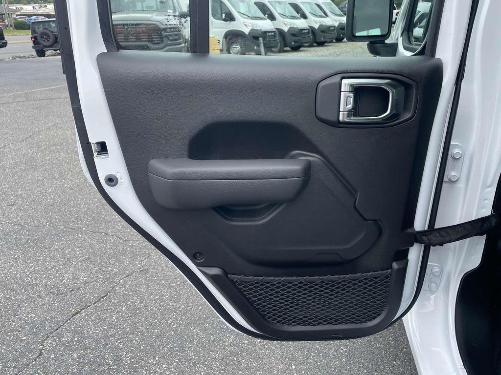 new 2025 Jeep Wrangler car, priced at $38,655