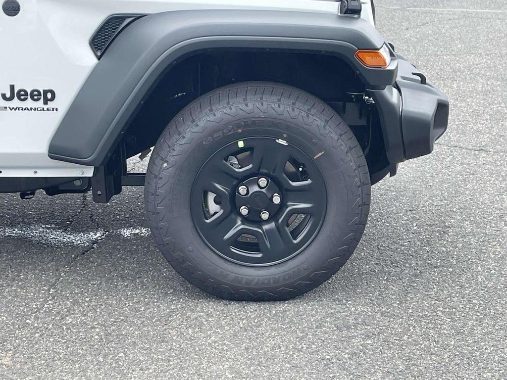 new 2025 Jeep Wrangler car, priced at $38,655