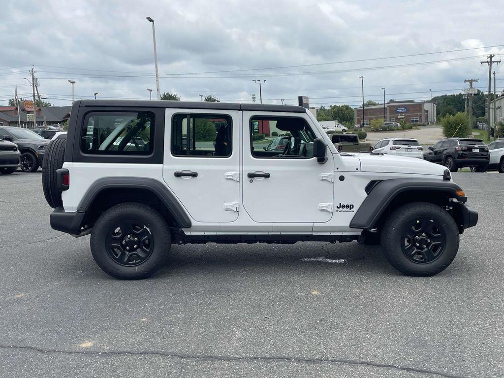 new 2025 Jeep Wrangler car, priced at $38,655