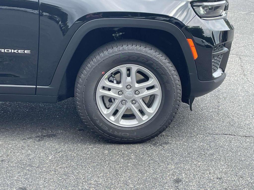 new 2025 Jeep Grand Cherokee L car, priced at $35,000