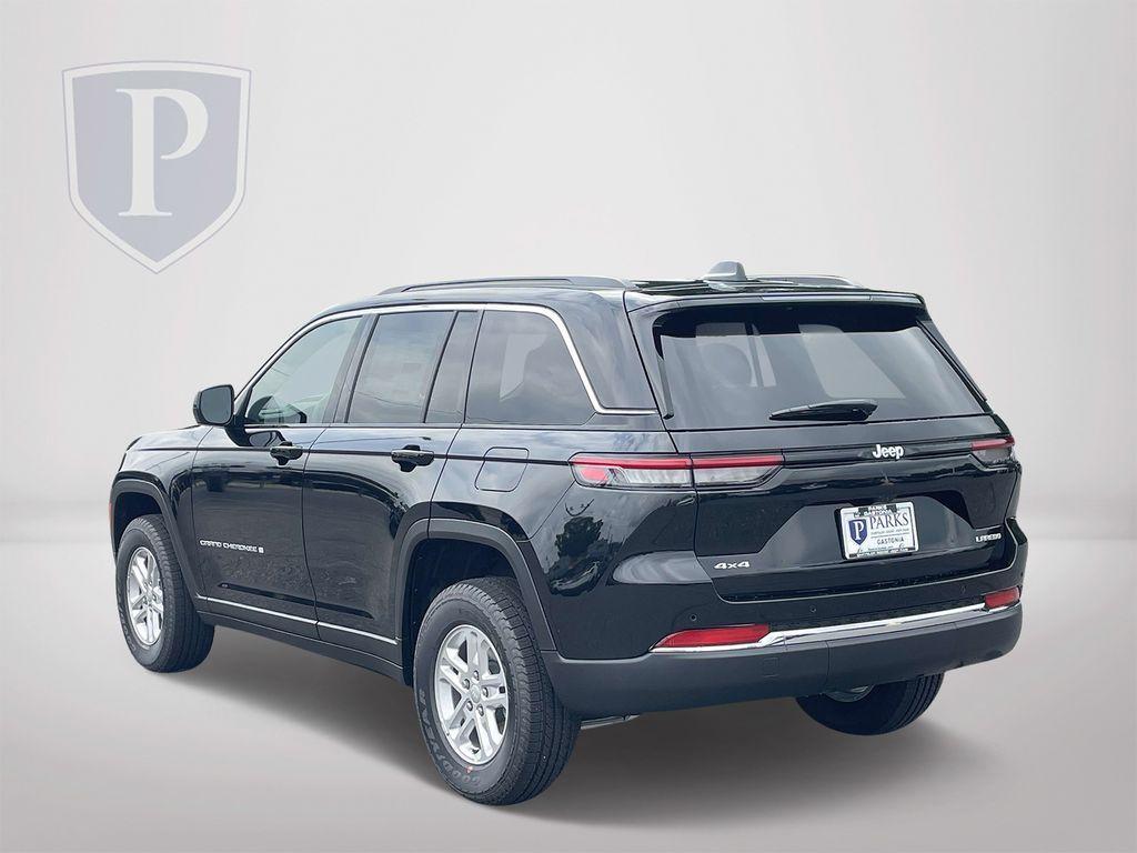 new 2025 Jeep Grand Cherokee L car, priced at $35,000