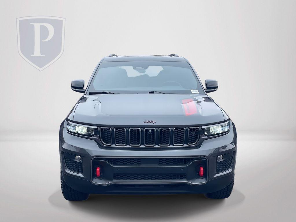 used 2022 Jeep Grand Cherokee car, priced at $34,500