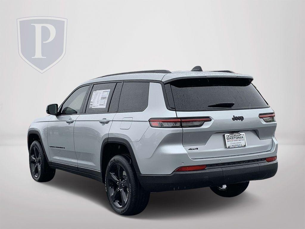 new 2025 Jeep Grand Cherokee L car, priced at $42,925