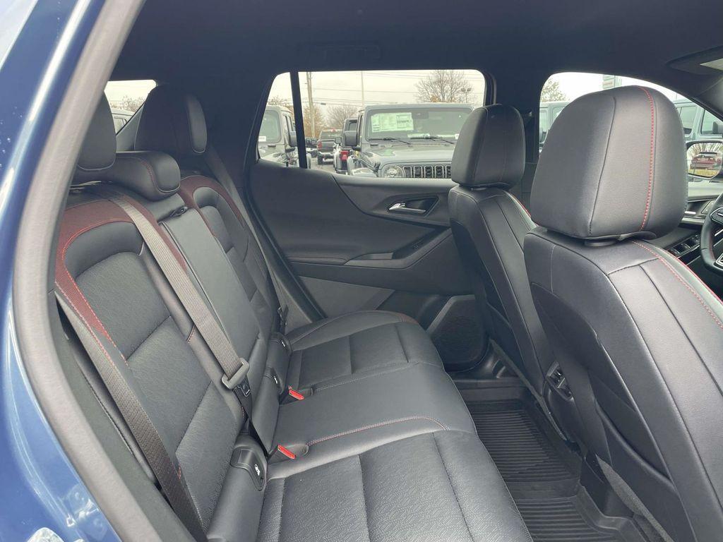 used 2025 Chevrolet Equinox car, priced at $31,000