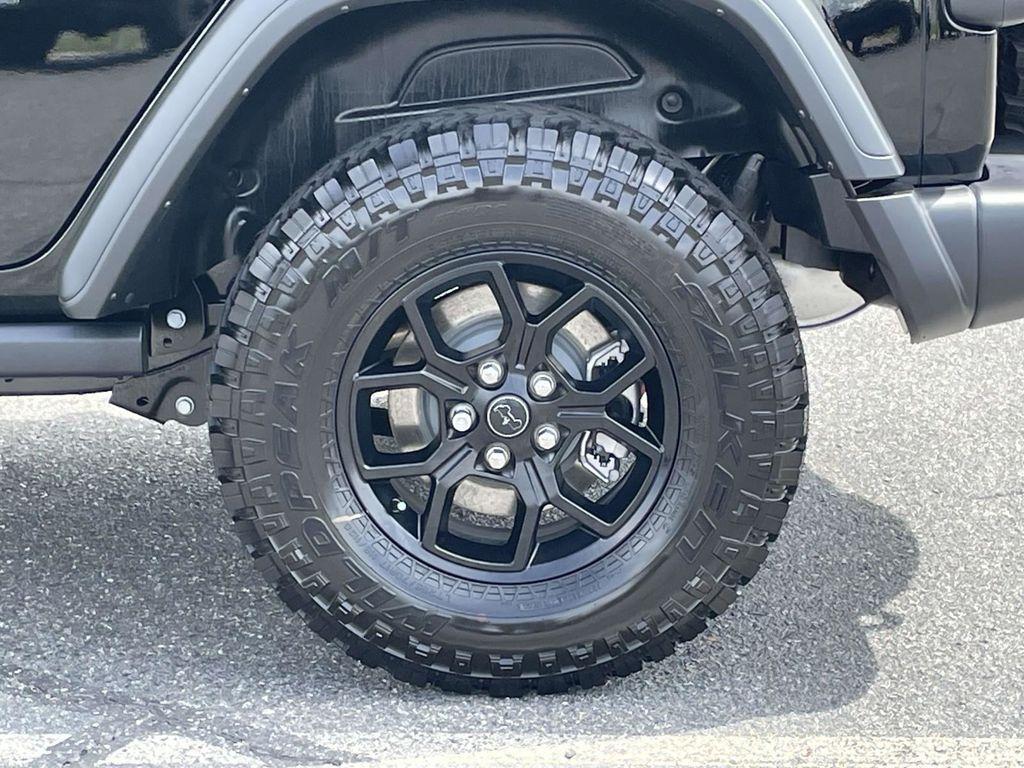 new 2025 Jeep Wrangler car, priced at $49,960