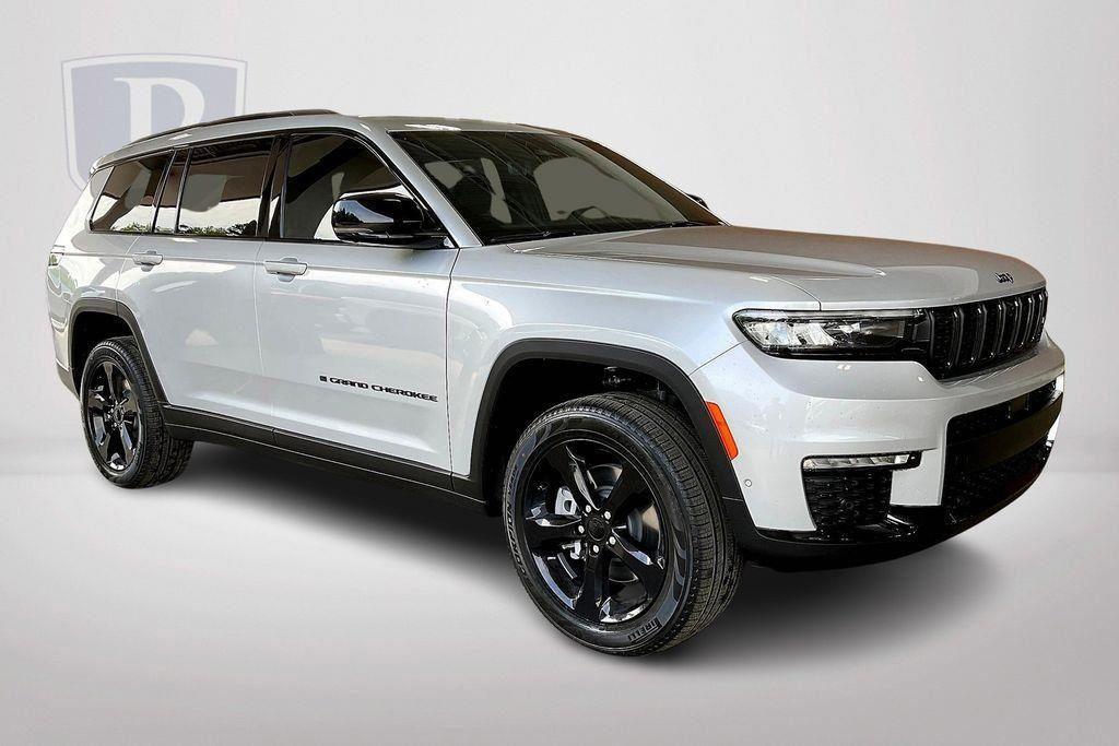 new 2024 Jeep Grand Cherokee L car, priced at $51,180