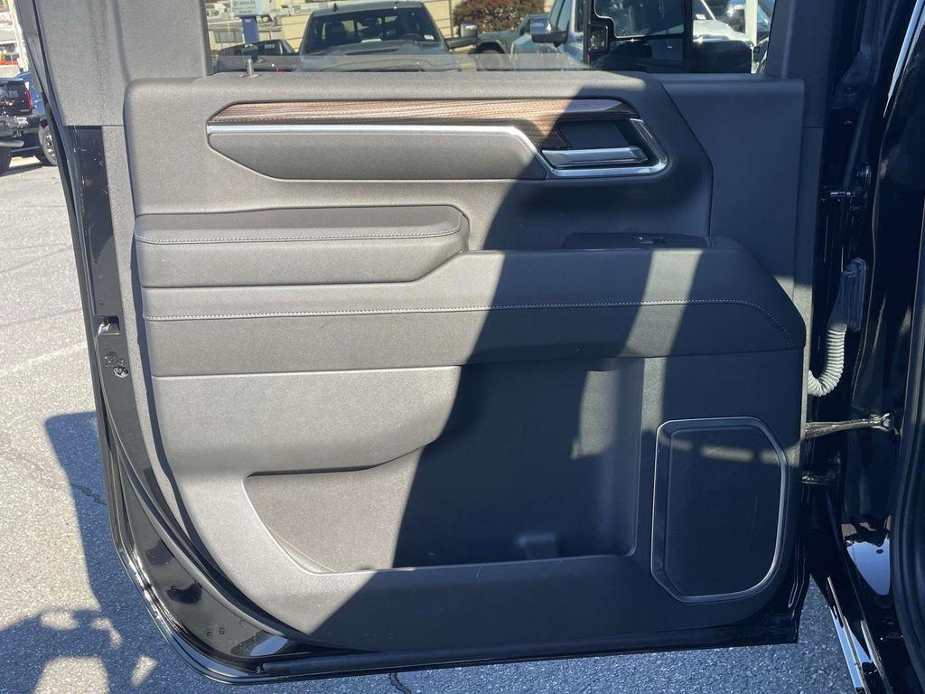 used 2024 Chevrolet Silverado 2500 car, priced at $54,500