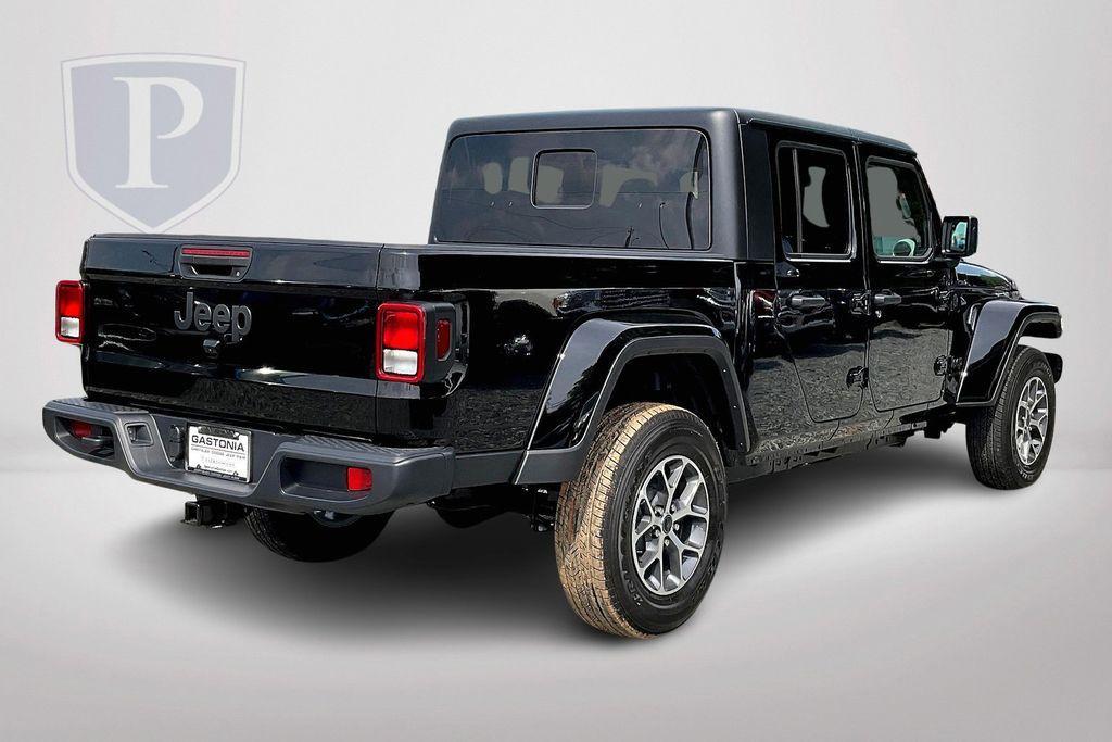 new 2024 Jeep Gladiator car, priced at $46,795