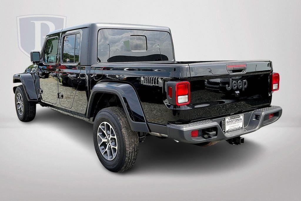 new 2024 Jeep Gladiator car, priced at $44,545