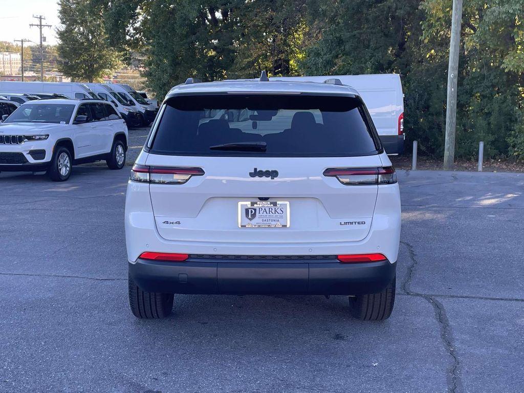 new 2025 Jeep Grand Cherokee L car, priced at $44,240