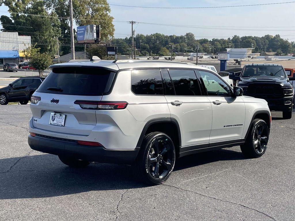 new 2025 Jeep Grand Cherokee L car, priced at $42,875