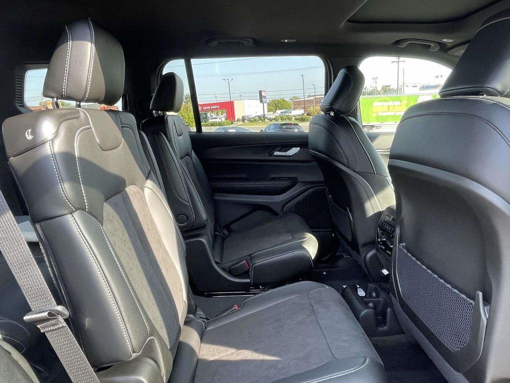 new 2025 Jeep Grand Cherokee L car, priced at $42,875