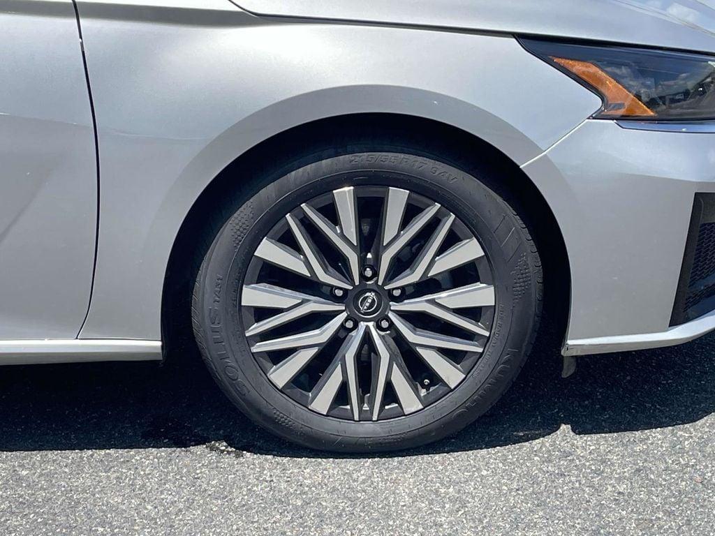 used 2023 Nissan Altima car, priced at $20,000