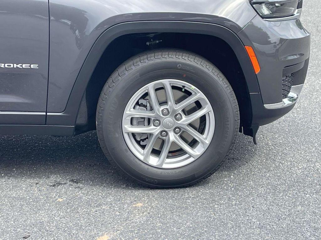 new 2025 Jeep Grand Cherokee L car, priced at $38,495