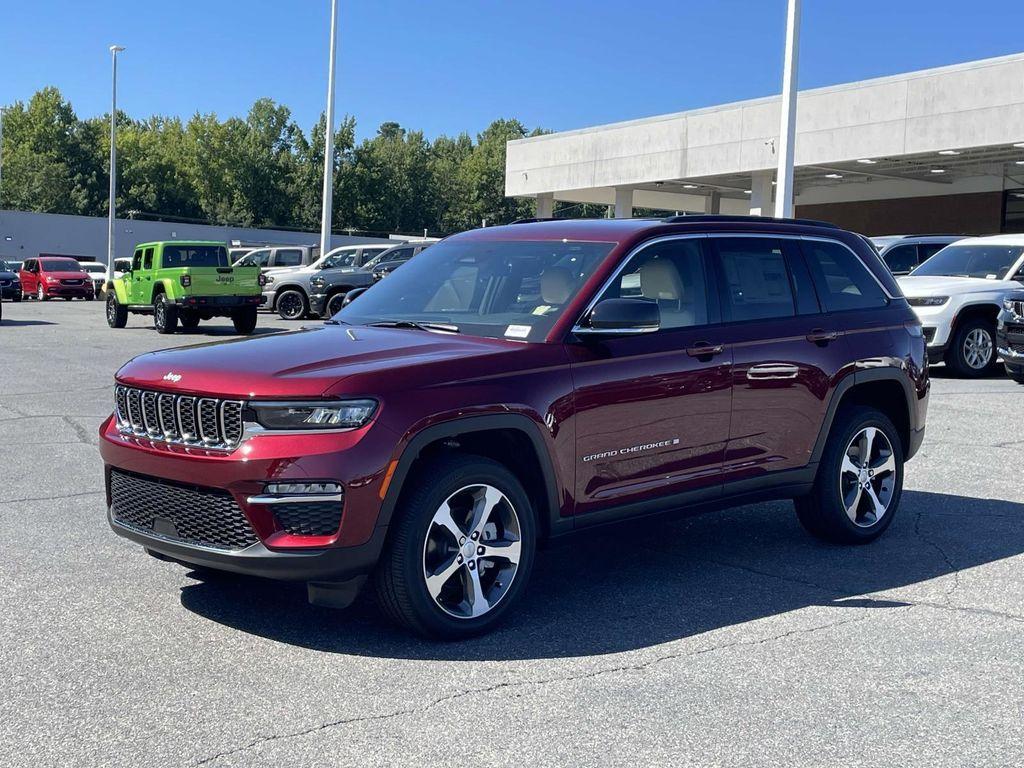 new 2025 Jeep Grand Cherokee car