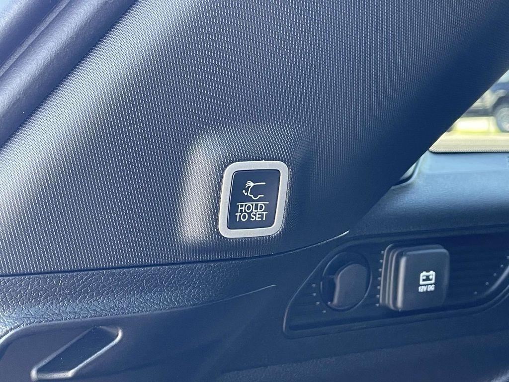 new 2025 Jeep Grand Cherokee car