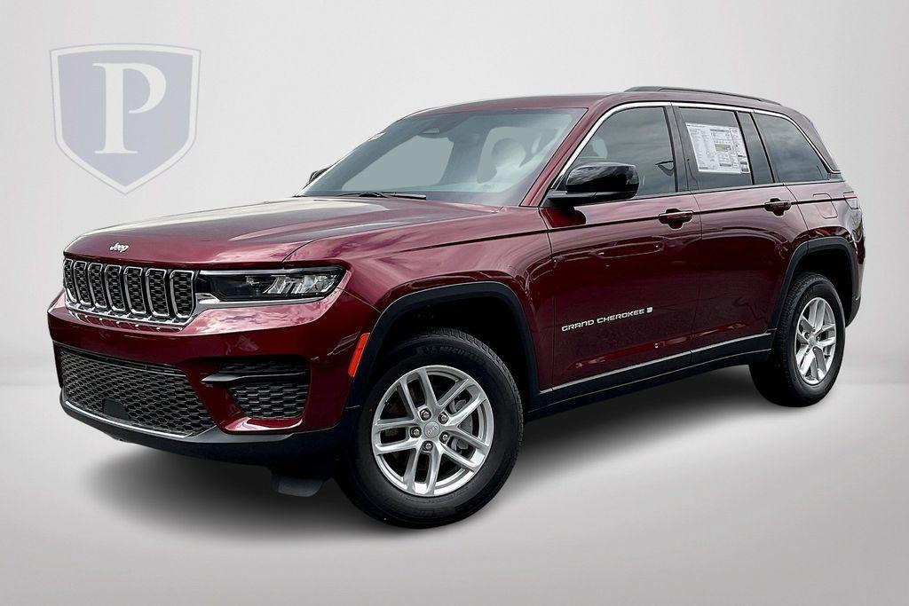 new 2024 Jeep Grand Cherokee car, priced at $39,215