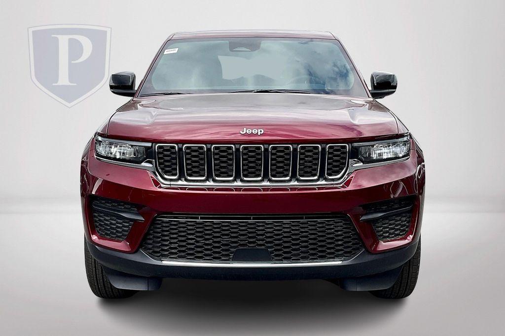 new 2024 Jeep Grand Cherokee car, priced at $39,215